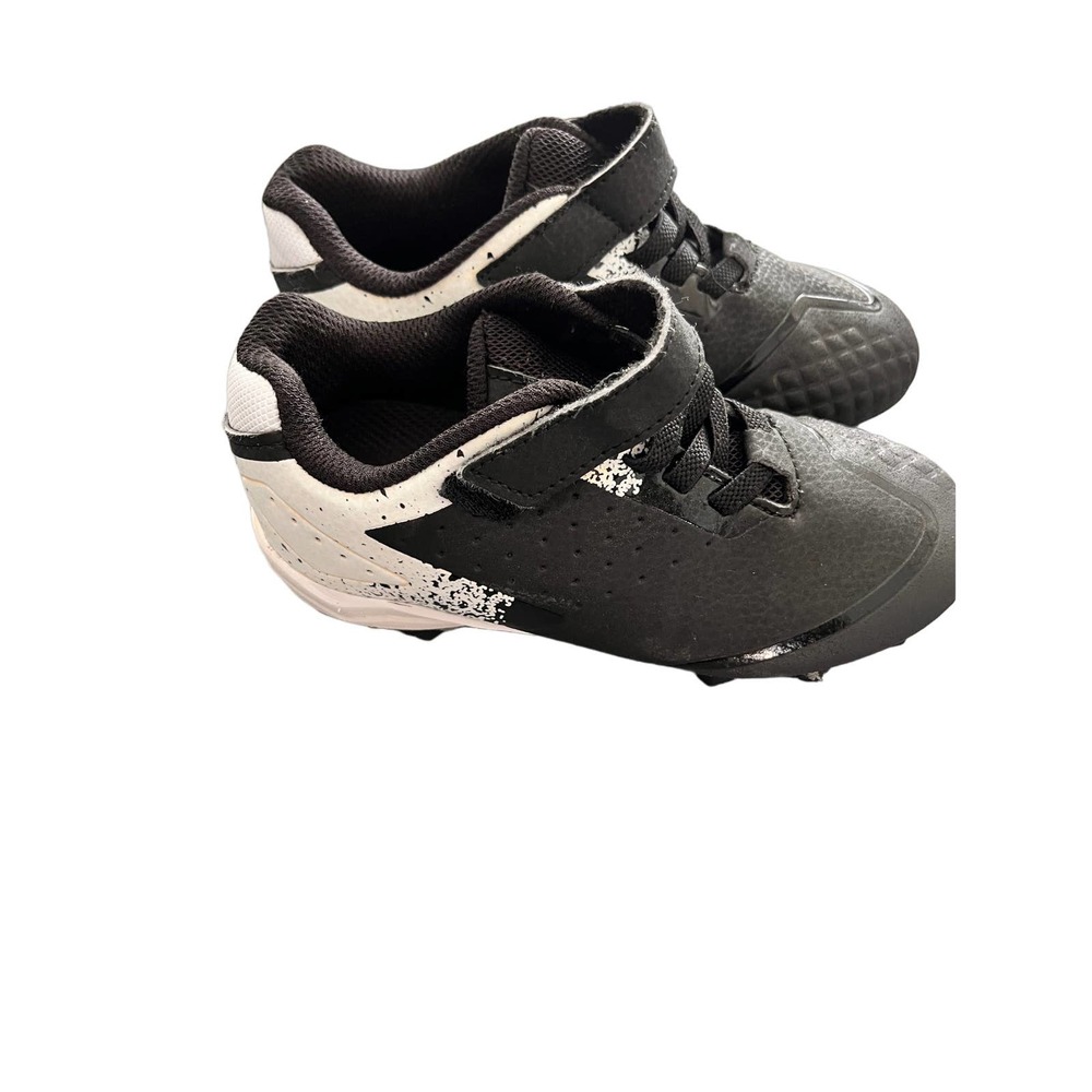 Athletic works boys baseball cleats white/black size 11